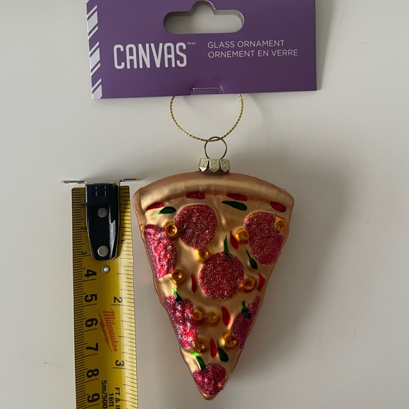 Glass Pizza Slice Ornament - Picture 4 of 4